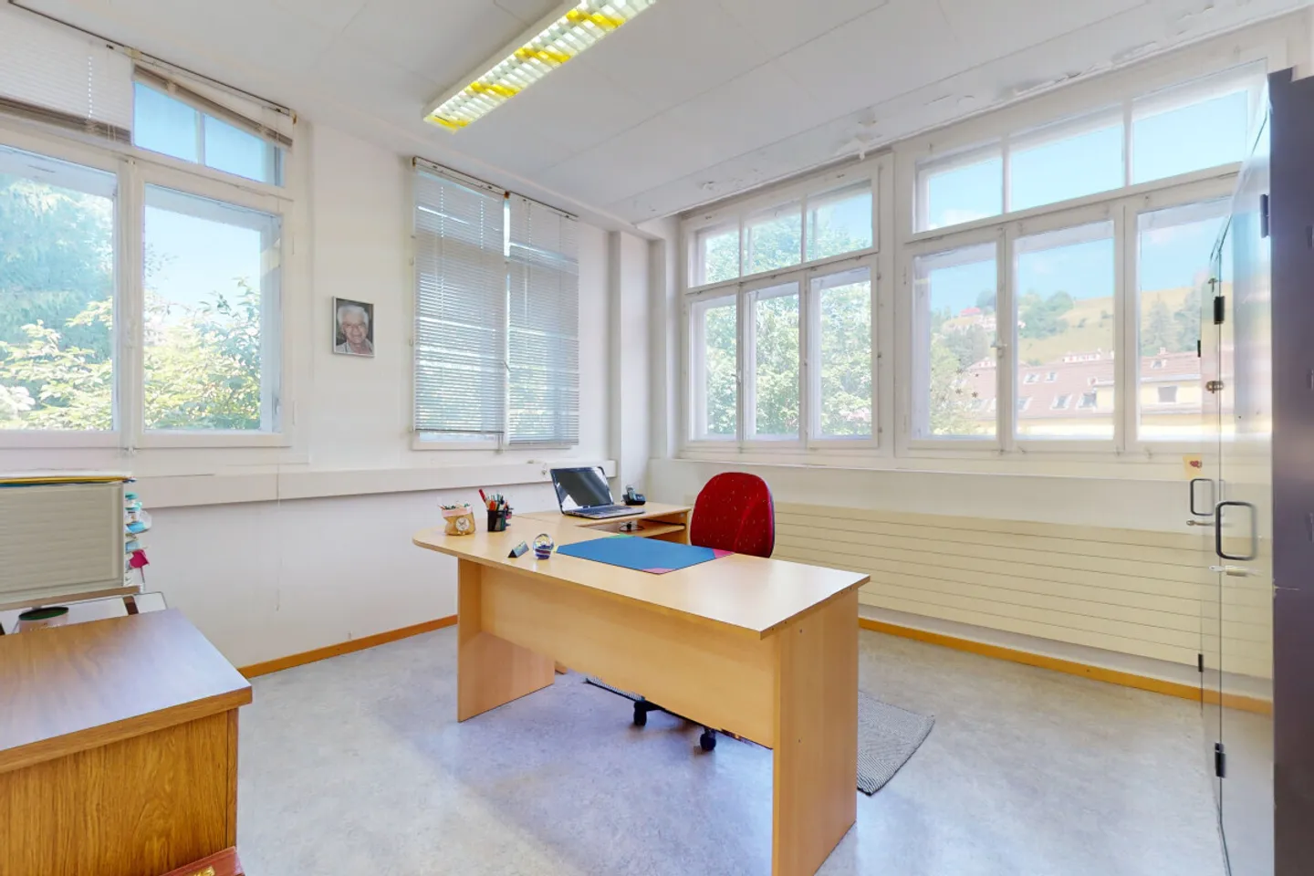 Edificio misto con grande potenziale per un progetto immobiliare ambizioso? - Foto 3 di 13