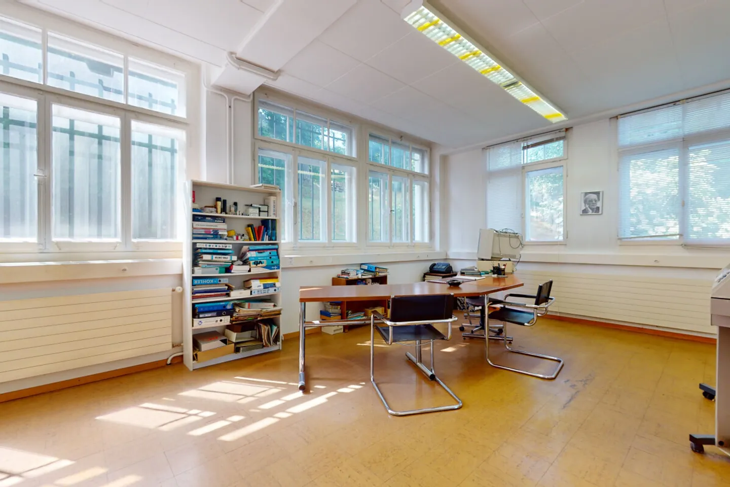 Edificio misto con grande potenziale per un progetto immobiliare ambizioso? - Foto 4 di 13