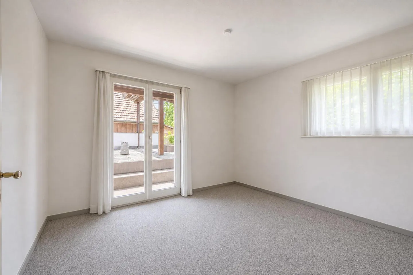 Geräumiges Einfamilienhaus mit Büro - Foto 4 von 13