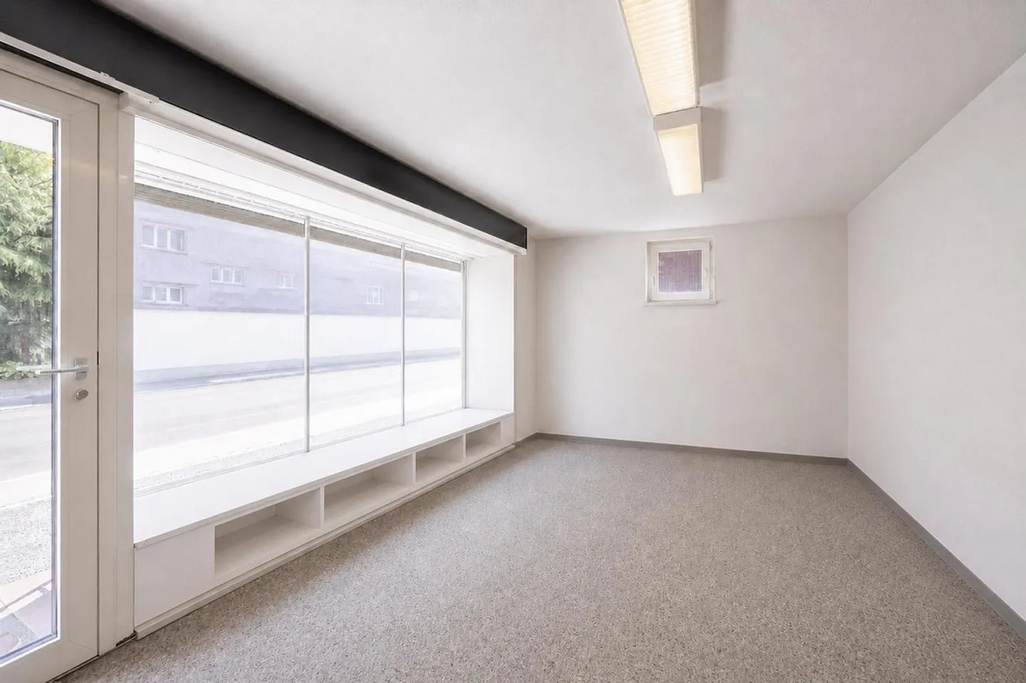 Geräumiges Einfamilienhaus mit Büro - Foto 8 von 13