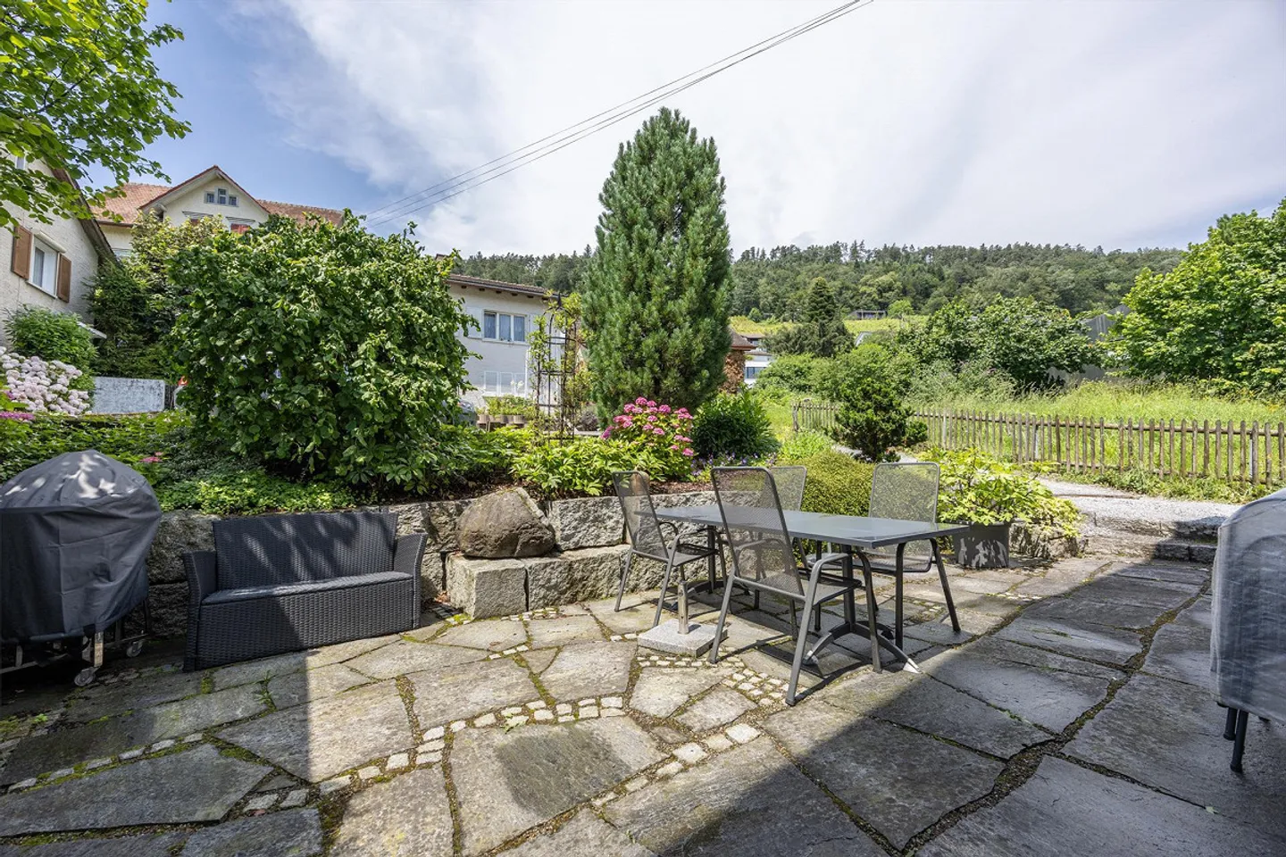 Geräumiges Einfamilienhaus mit Büro - Foto 9 von 13