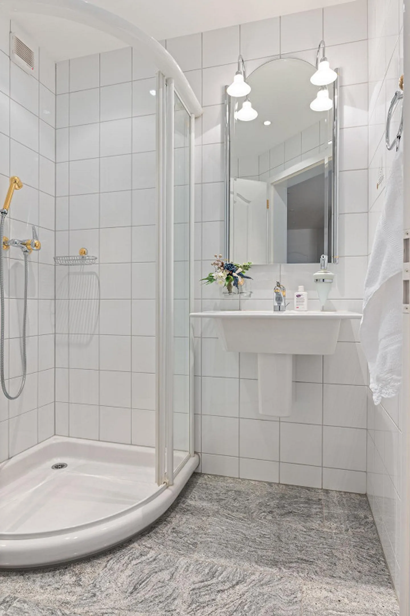 Stilvolles Apartment für Exklusive Ansprüche - Foto 10 von 14