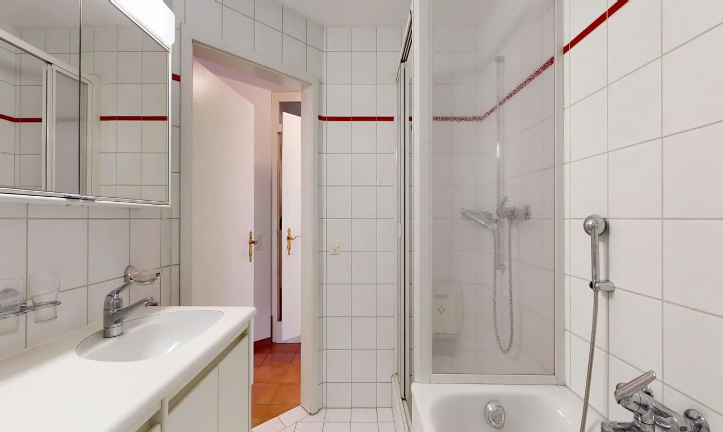 Casa a schiera 5.5 stanze con giardino, soffitta convertita e montascale - Foto 5 di 11