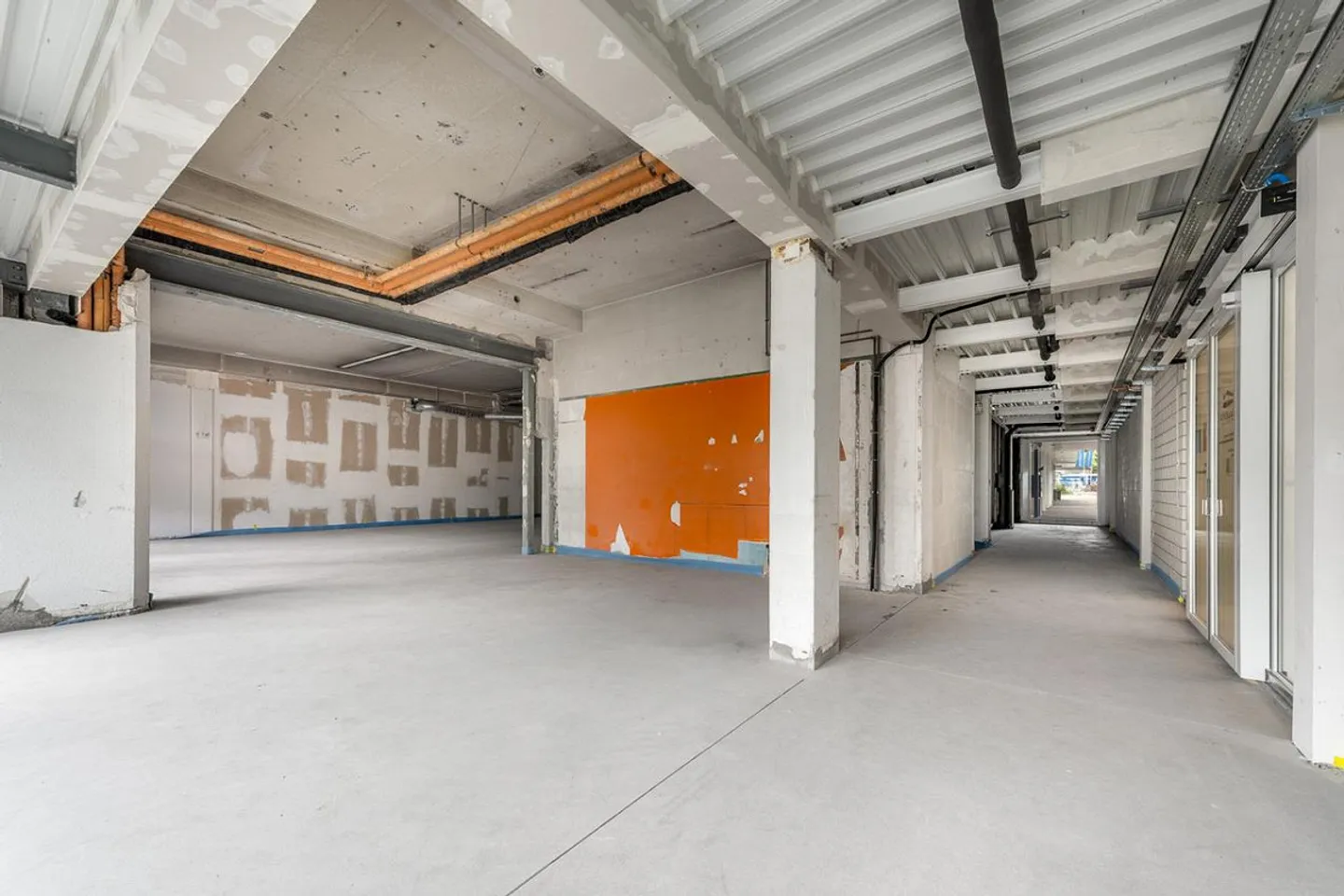 Spazio commerciale / al dettaglio presso BHF Stettbach - Foto 6 di 10