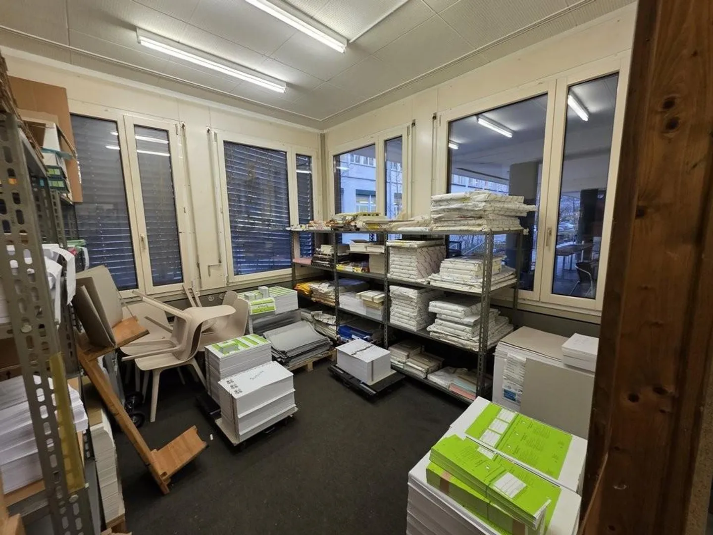 Your new business location with optimal accessibility - Photo 6 of 9