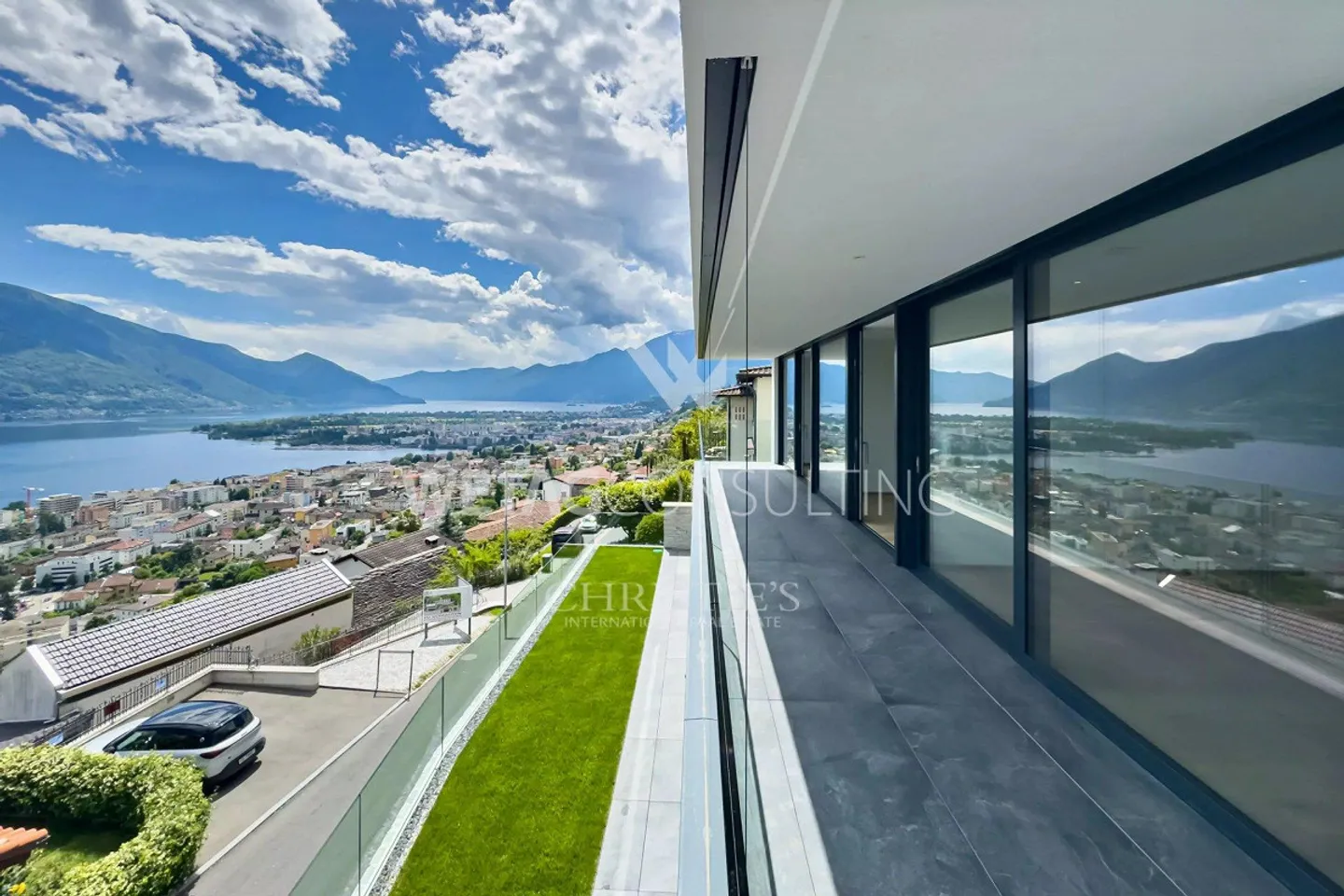 Minusio: Villa moderna di nuova costruzione con vista spettacolare sul lago & ... - Foto 10 di 13