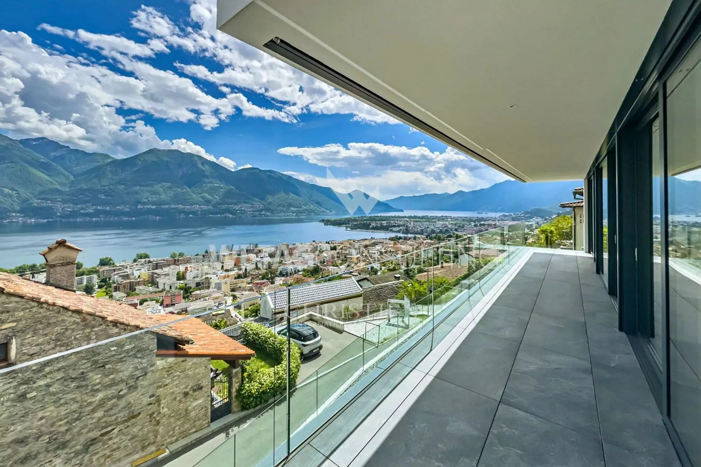 Minusio: Villa moderna di nuova costruzione con vista spettacolare sul lago & ... - Foto 12 di 13