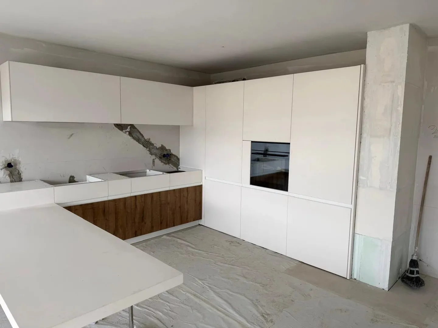 New 2.5-room apartment on the top floor with balcony - Aproz (Sion) - Photo 3 of 12