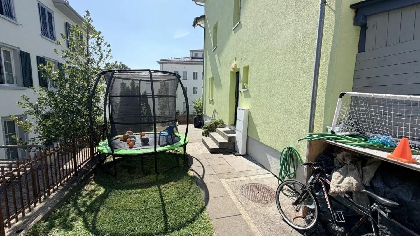 Vielseitiges Doppelhaus in Flums - Foto 5 von 19