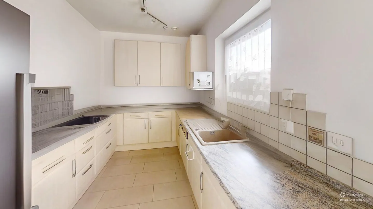 Modernes 5-Zimmer-Einfamilienhaus mit Hallenbad in Illhart - Foto 11 di 18