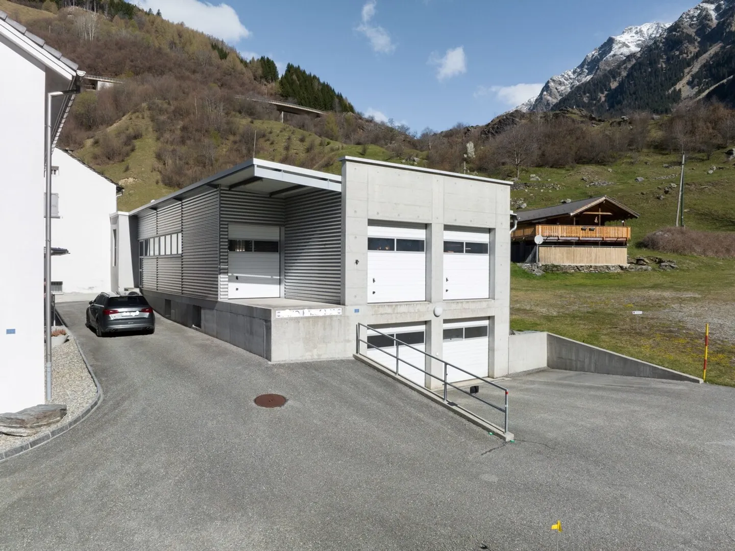 In affitto a Mesocco spazi commerciali / magazzino - Foto 2 di 5