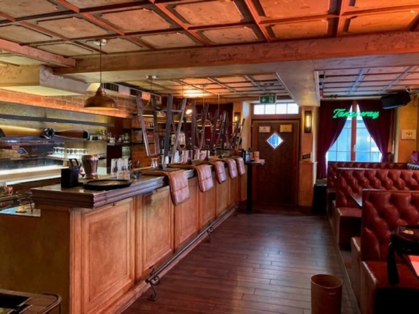 Old Town Commercial Space / Bar on the Ground Floor - Photo 3 of 5