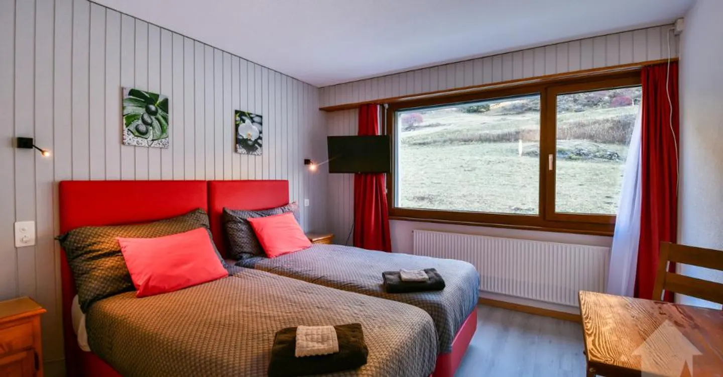 Charming Hostel in Bourg-St-Pierre - Photo 8 of 11