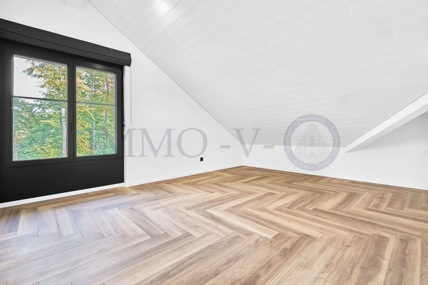 Duplex de Luxe avec Balcon-Terrasse - Photo 6 sur 11