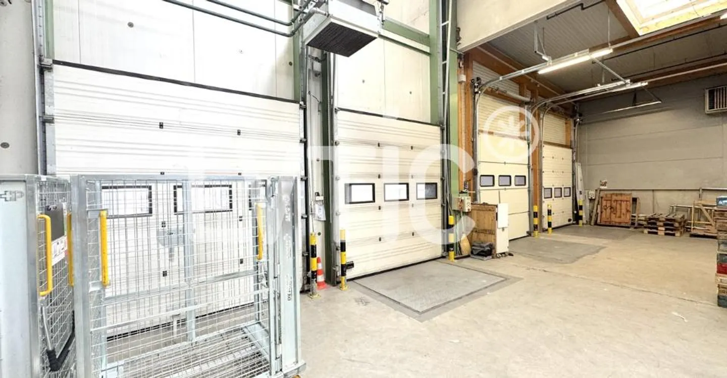 Capannone logistico di 1200 m2 in affitto a Cheseaux-sur-Lausanne - Foto 5 di 7