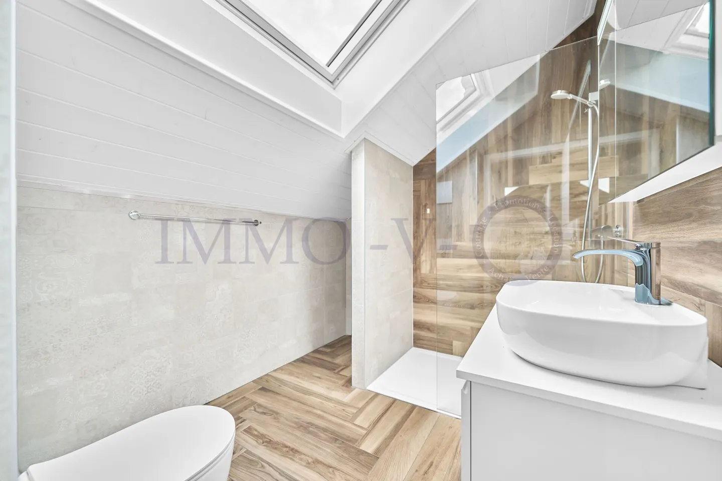 Duplex de Luxe avec Balcon-Terrasse - Photo 8 sur 11