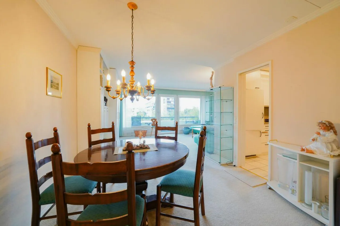 «Charmante 3½-Zimmer-Wohnung im grünen Reussbühl - ideal für Paare oder kleine Familien» - Foto 3 von 11