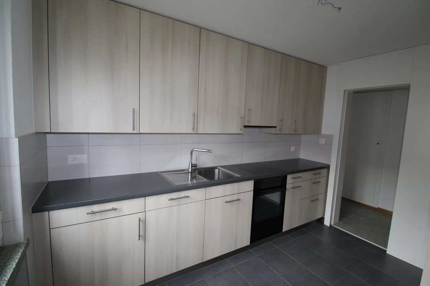 Charmante Wohnung mit Balkon - Foto 2 von 13