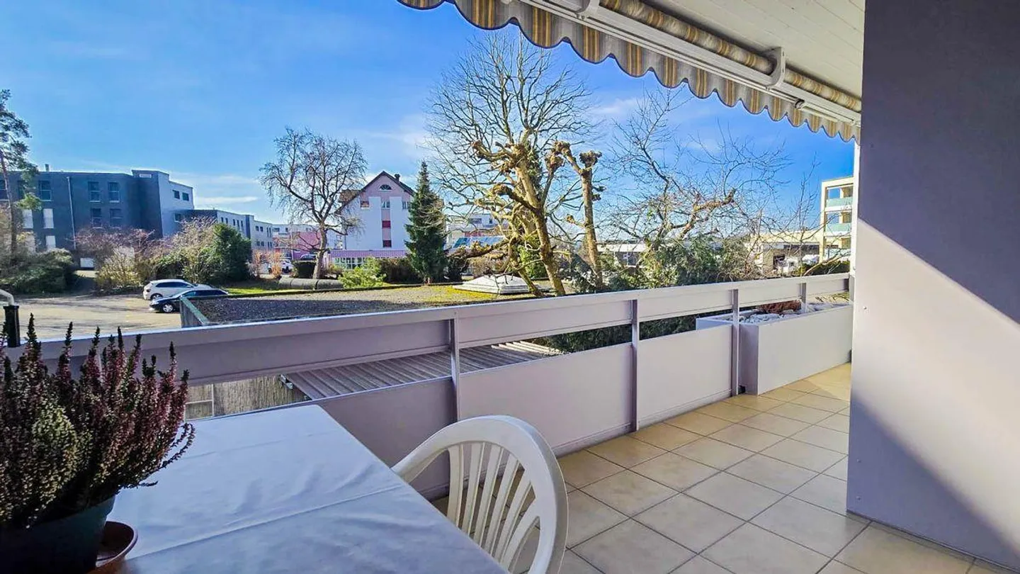 Appartement attrayant de 4,5 pièces dans un emplacement calme - Photo 6 sur 13