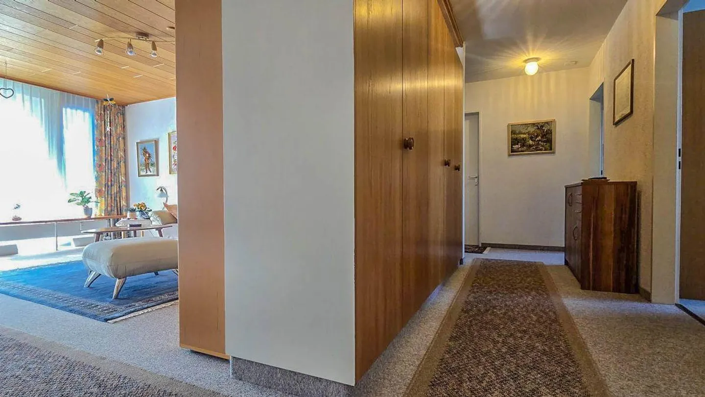 Appartement attrayant de 4,5 pièces dans un emplacement calme - Photo 9 sur 13