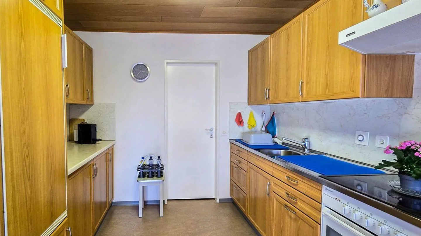 Appartement attrayant de 4,5 pièces dans un emplacement calme - Photo 5 sur 13