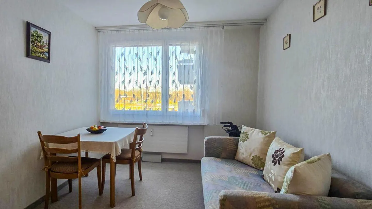 Appartement attrayant de 4,5 pièces dans un emplacement calme - Photo 12 sur 13