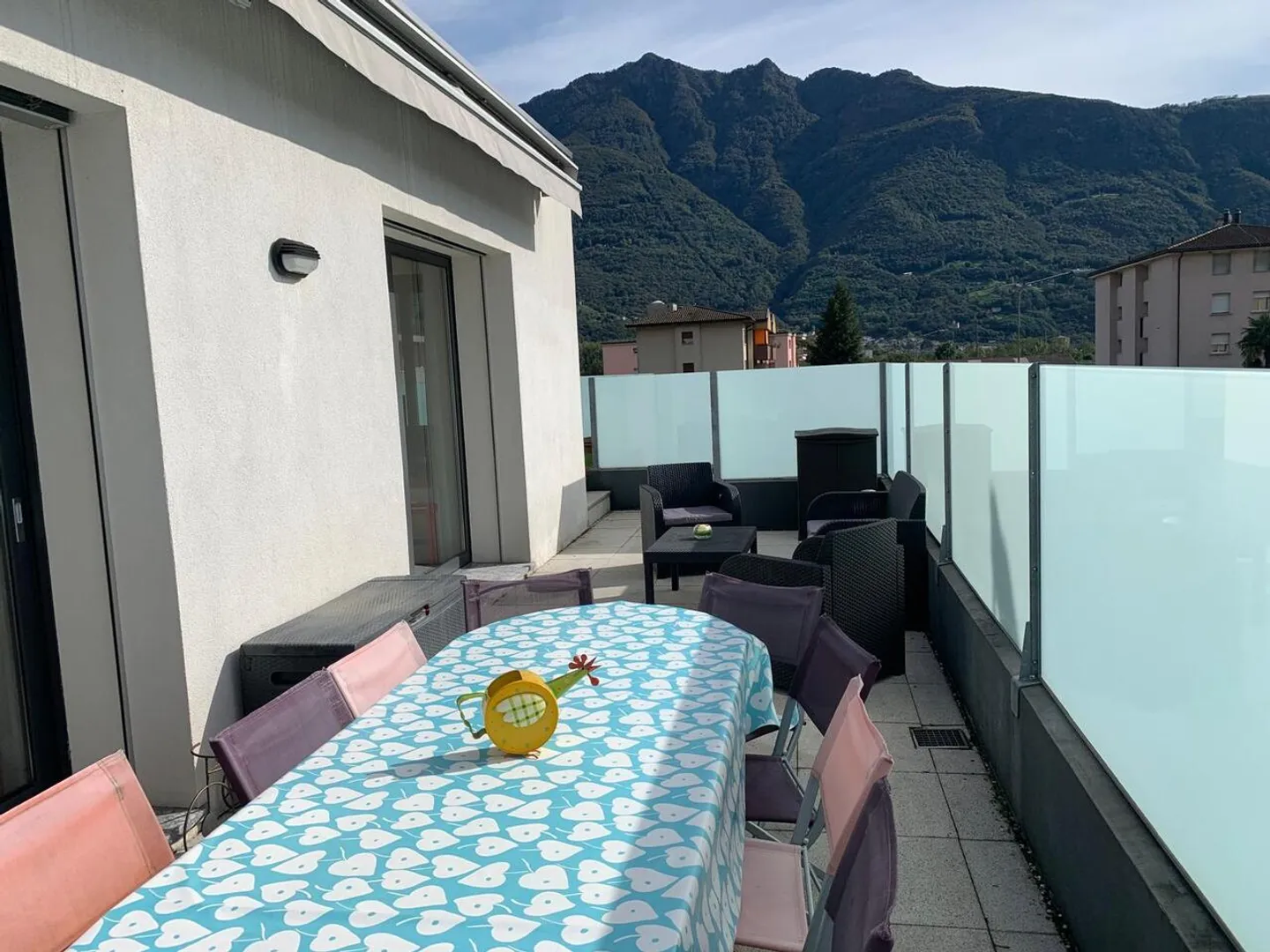 Appartamento Attico Moderno con Due Terrazze Panoramiche - Foto 3 di 11