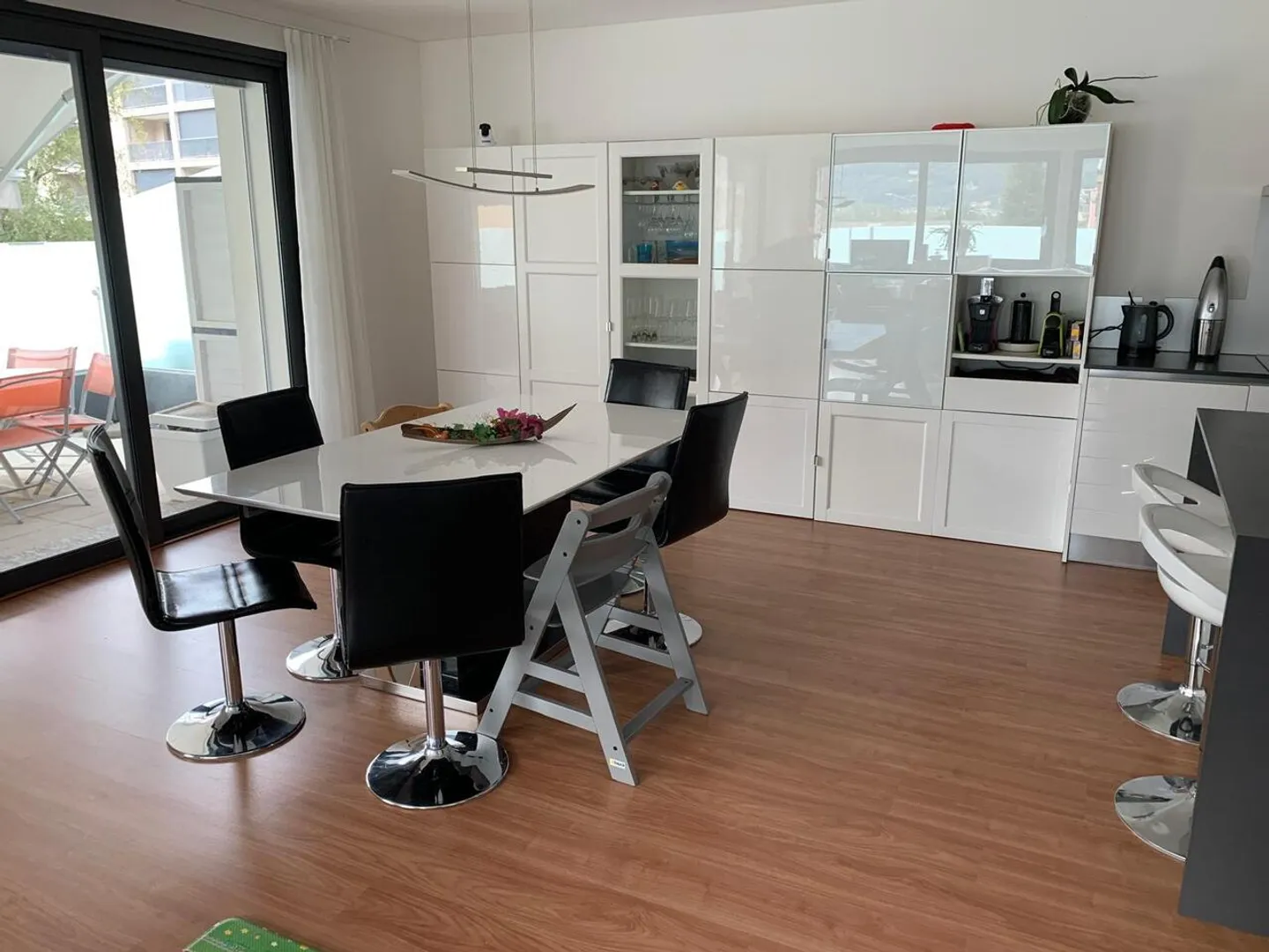 Appartamento Attico Moderno con Due Terrazze Panoramiche - Foto 5 di 11