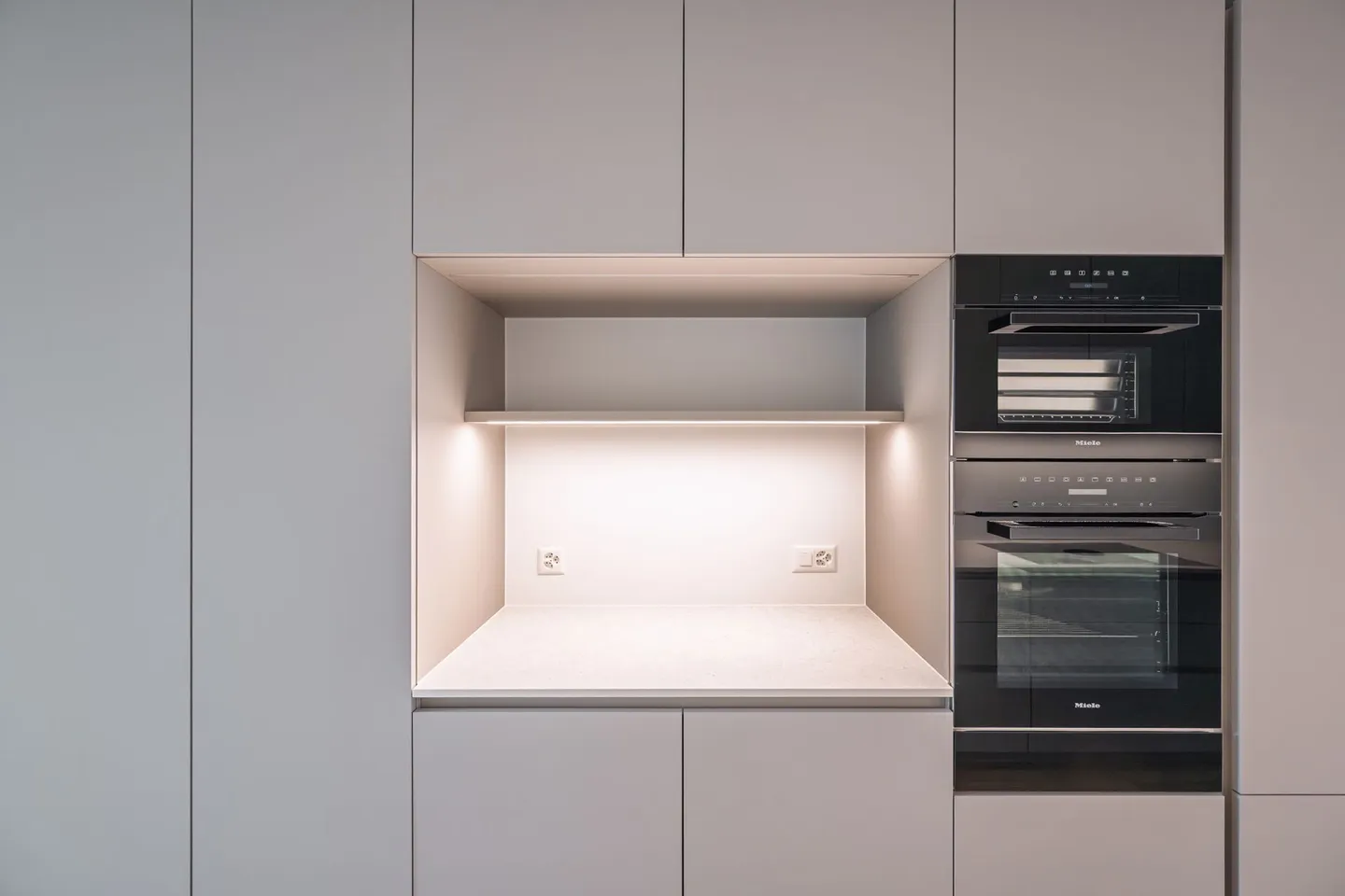 Your retreat in the heart of Reinach: Maisonette with private garden - Photo 3 of 14