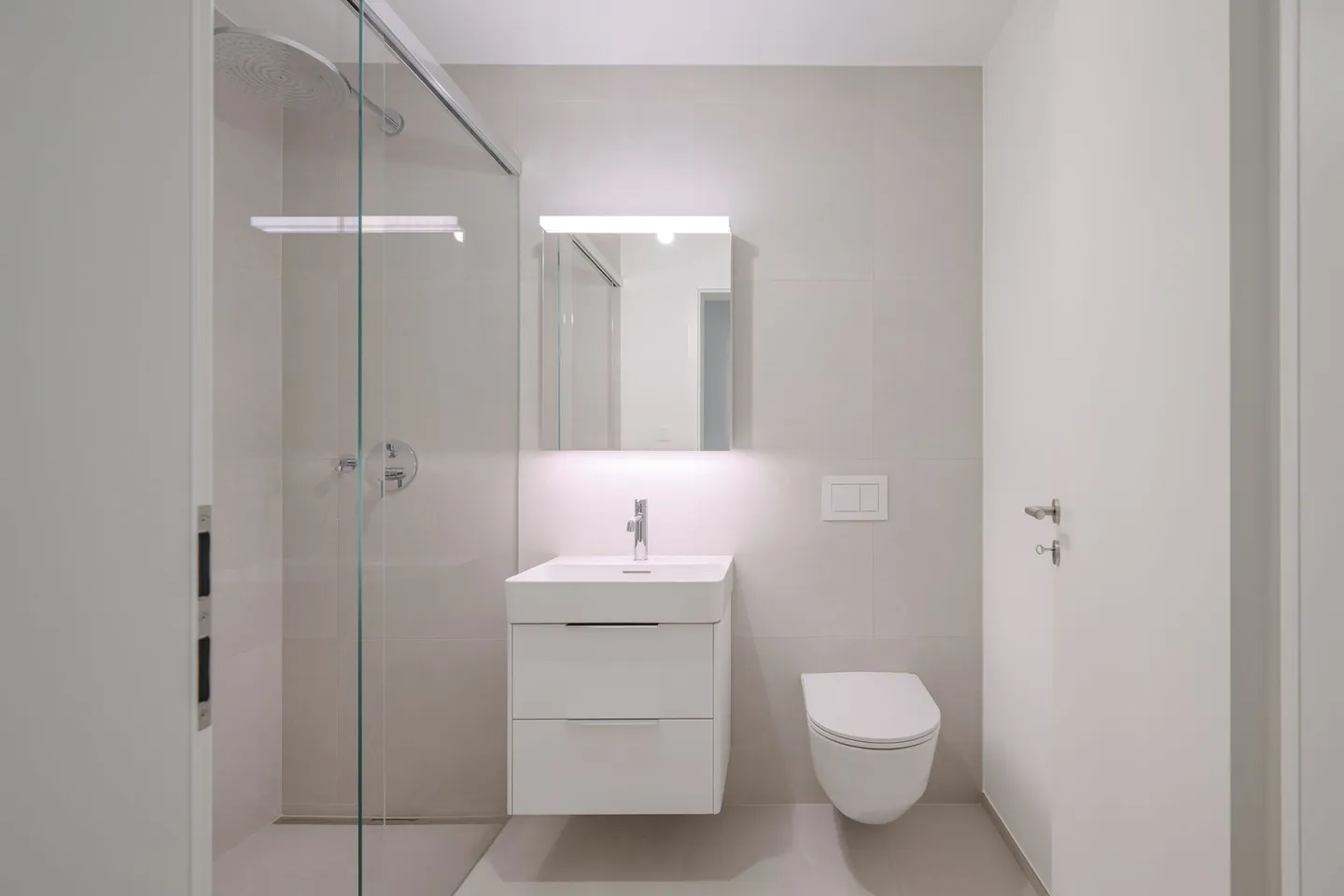 Your retreat in the heart of Reinach: Maisonette with private garden - Photo 7 of 14