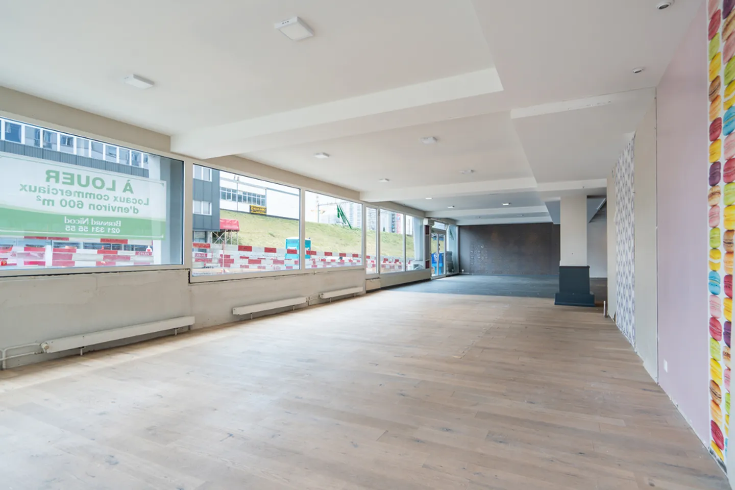 Commerce - Photo 3 of 11