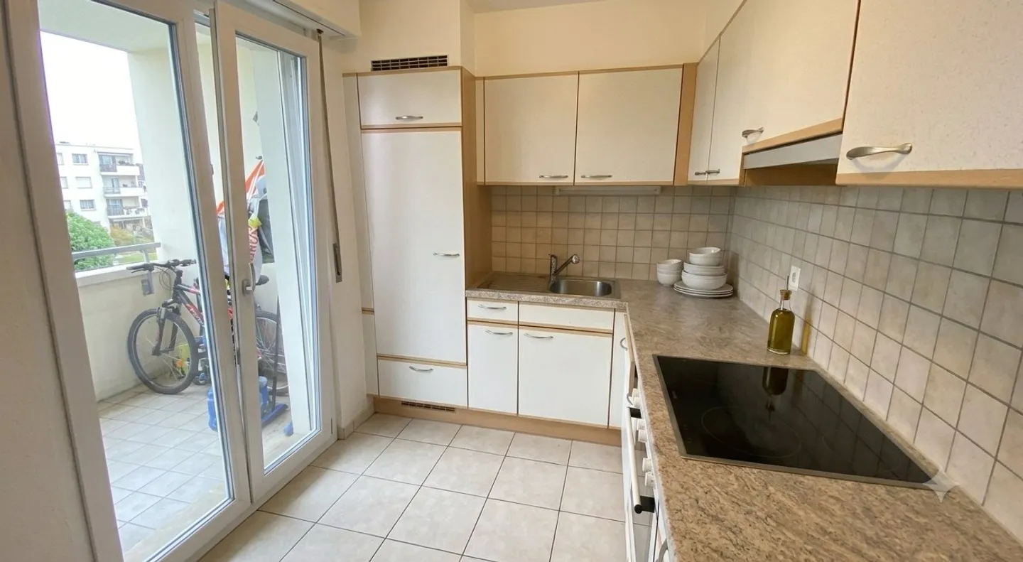 Appartamento Incantevole in Zona Tranquilla - Foto 2 di 5