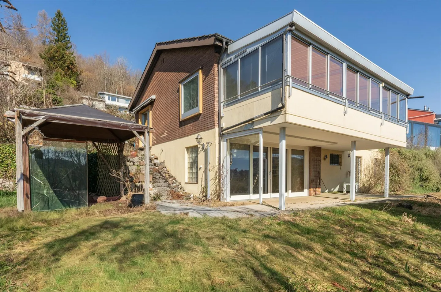 Sunny plot with development potential - Photo 7 of 7