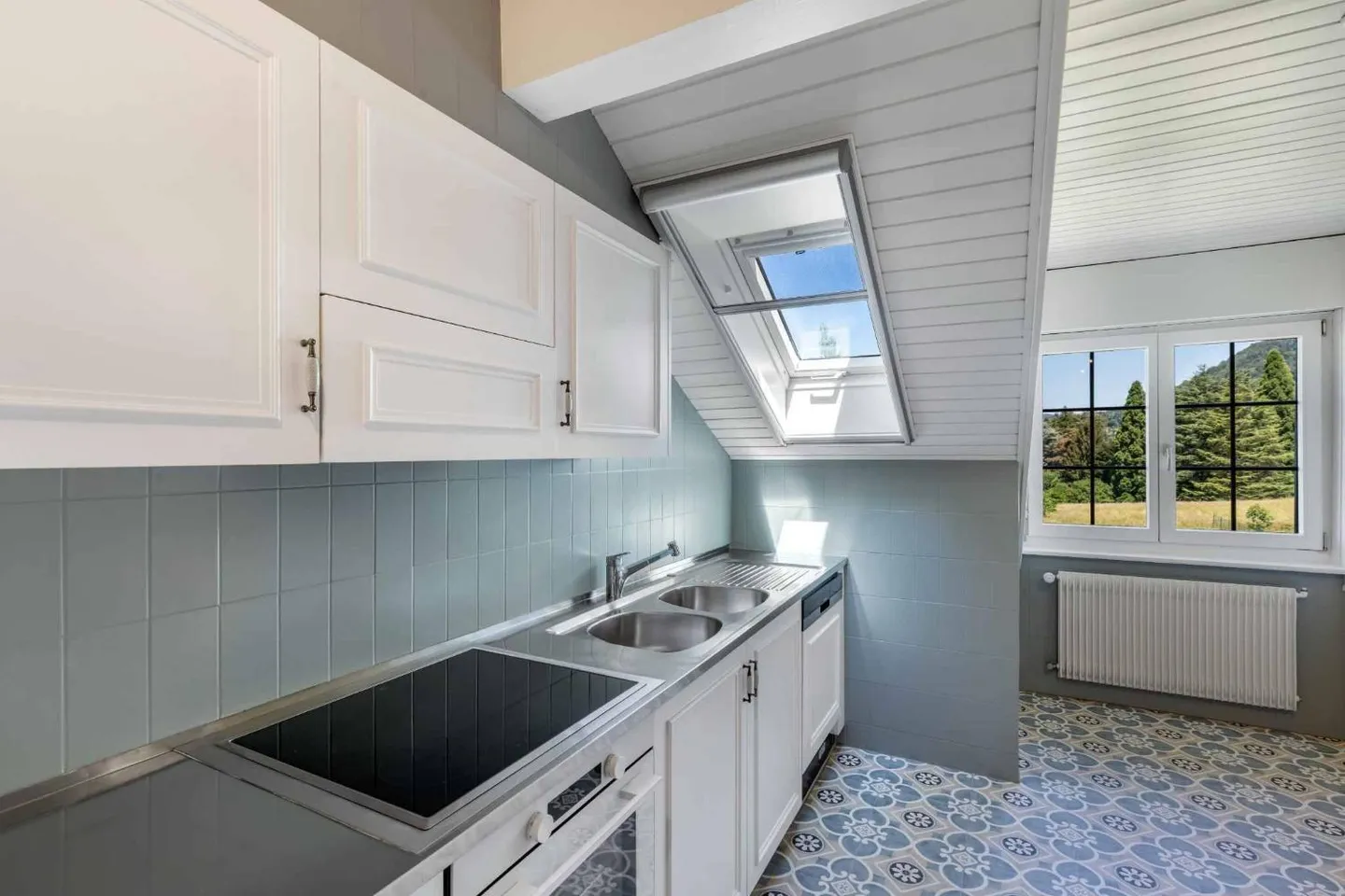 Appartement spacieux de 4,5 pièces dans un emplacement calme avec vue sur le lac - Photo 3 sur 10