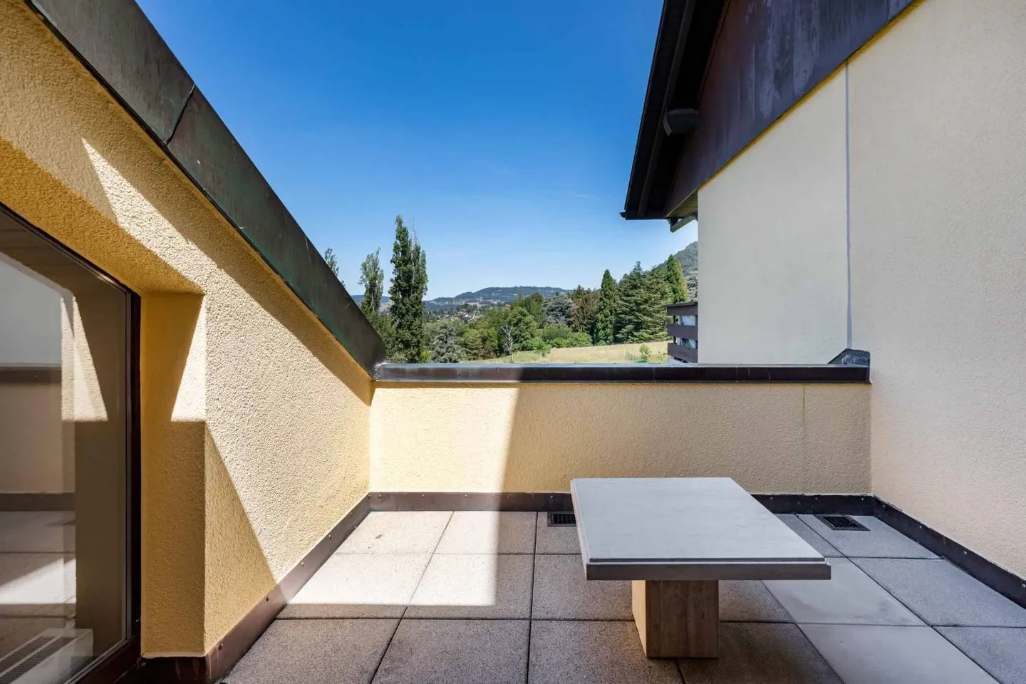 Appartement spacieux de 4,5 pièces dans un emplacement calme avec vue sur le lac - Photo 9 sur 10