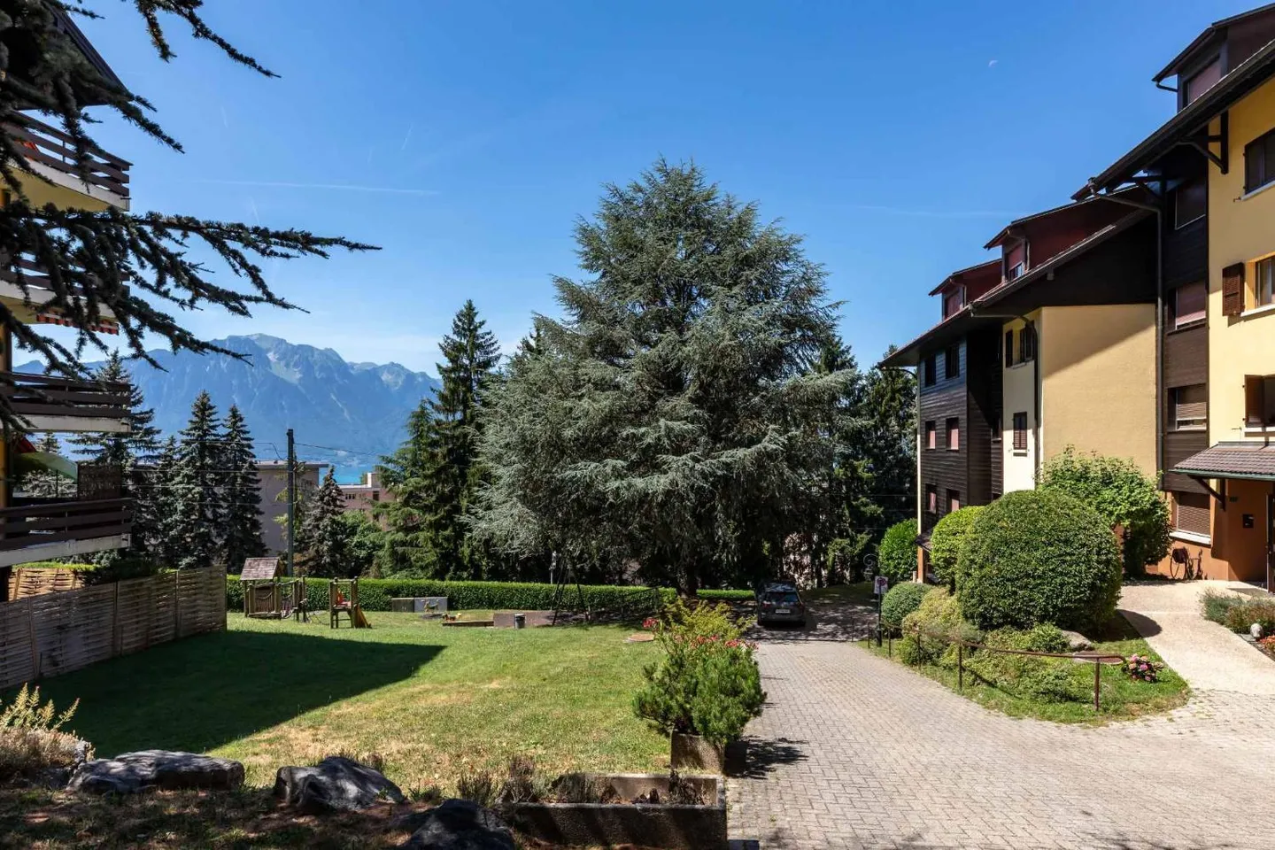 Appartement spacieux de 4,5 pièces dans un emplacement calme avec vue sur le lac - Photo 10 sur 10
