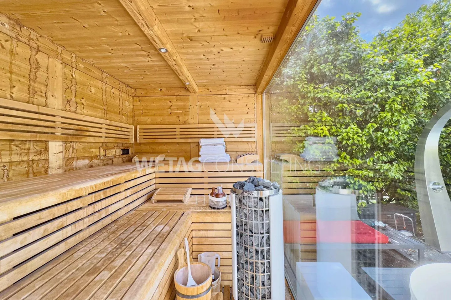 Lugano-Agno: Villa elegante con piscina a sfioro panoramica, sauna e altro... - Foto 6 di 13