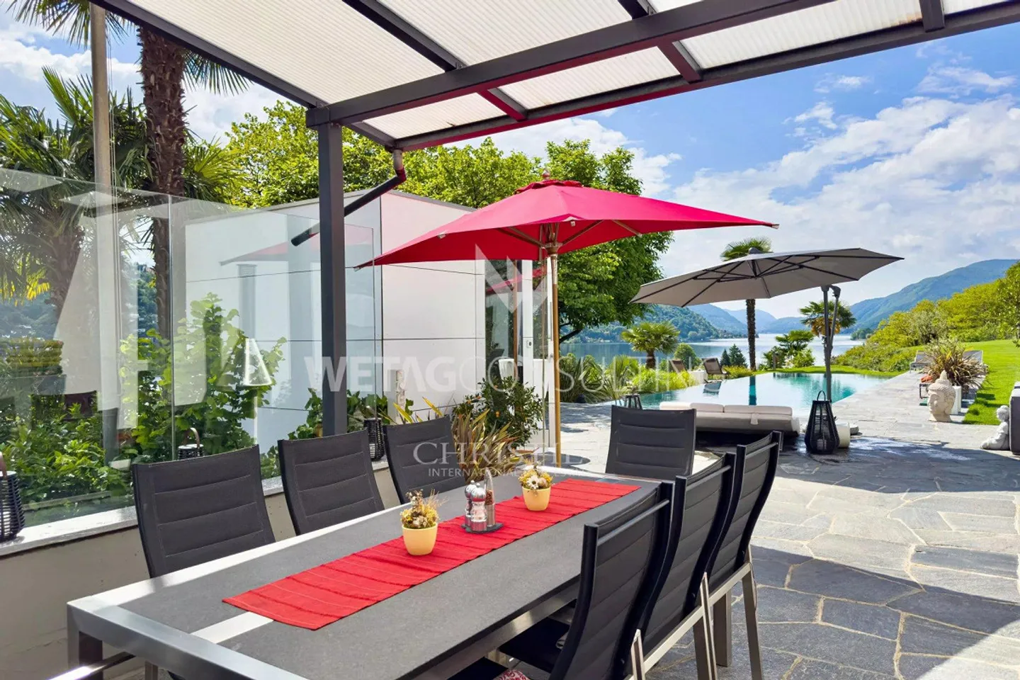 Lugano-Agno: Villa elegante con piscina a sfioro panoramica, sauna e altro... - Foto 12 di 13