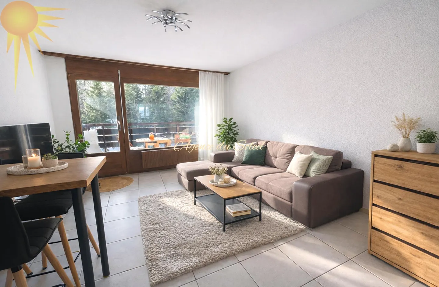 Bel appartamento attraversante, ristrutturato, di 2,5 locali vicino al centro di Crans! - Foto 4 di 16