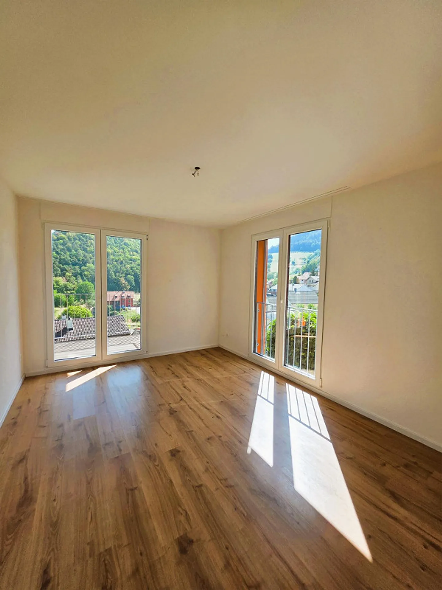 Modern 4.5-room apartment on the ground floor - Photo 7 of 10