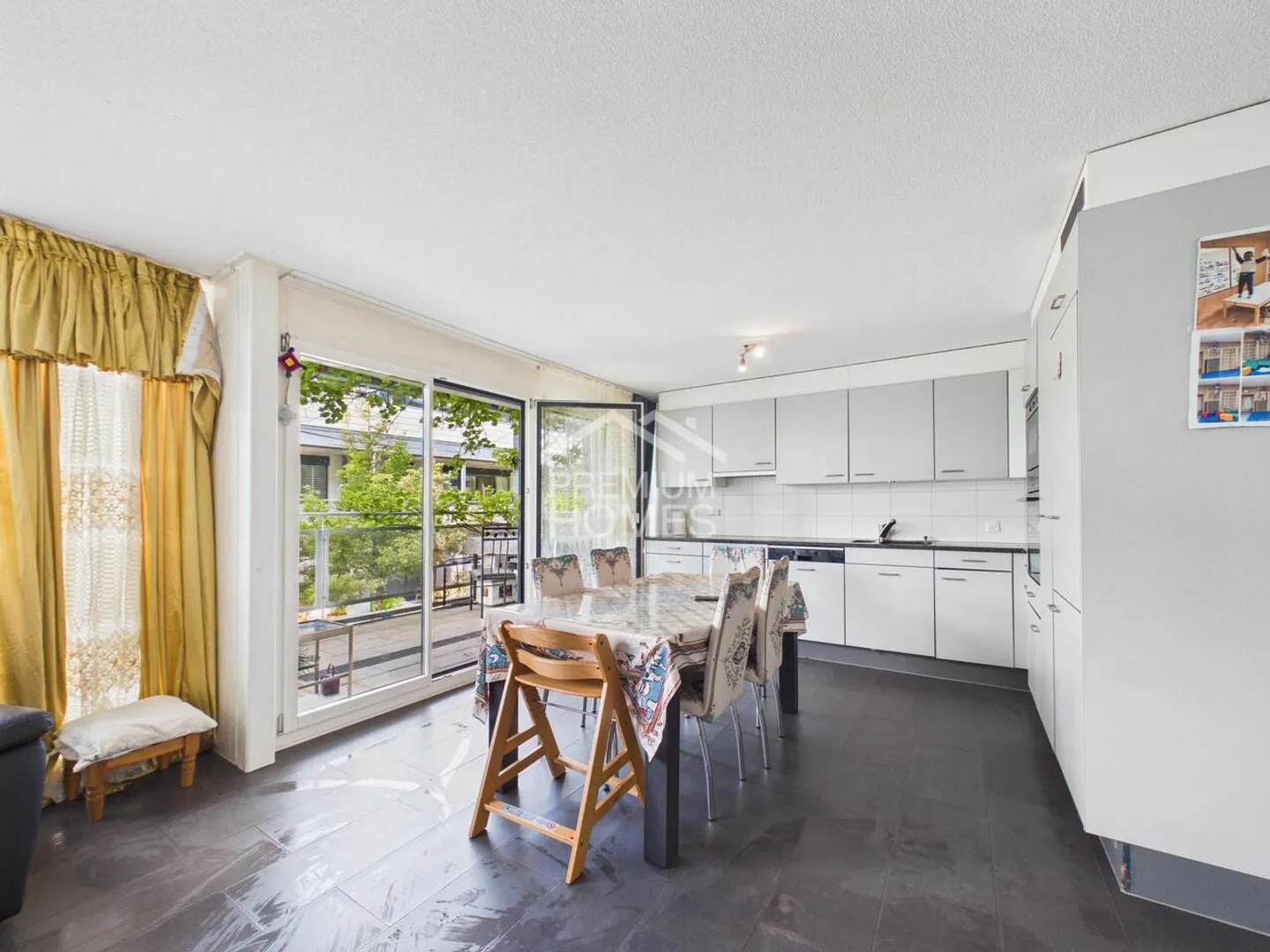Spacious Apartment in Bolligen - Photo 6 of 11