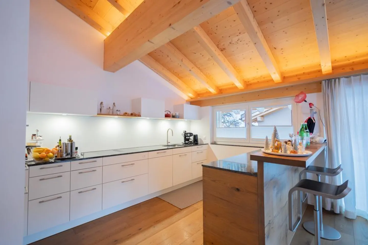 Charmante Dachwohnung in Klosters - Foto 4 von 9