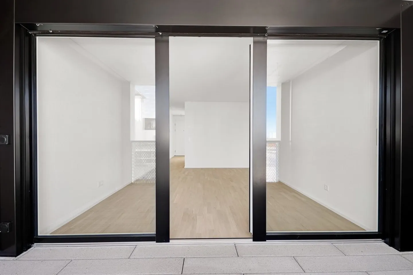 Small Urban Apartment in the Saurer Factory 2 - Photo 3 of 9