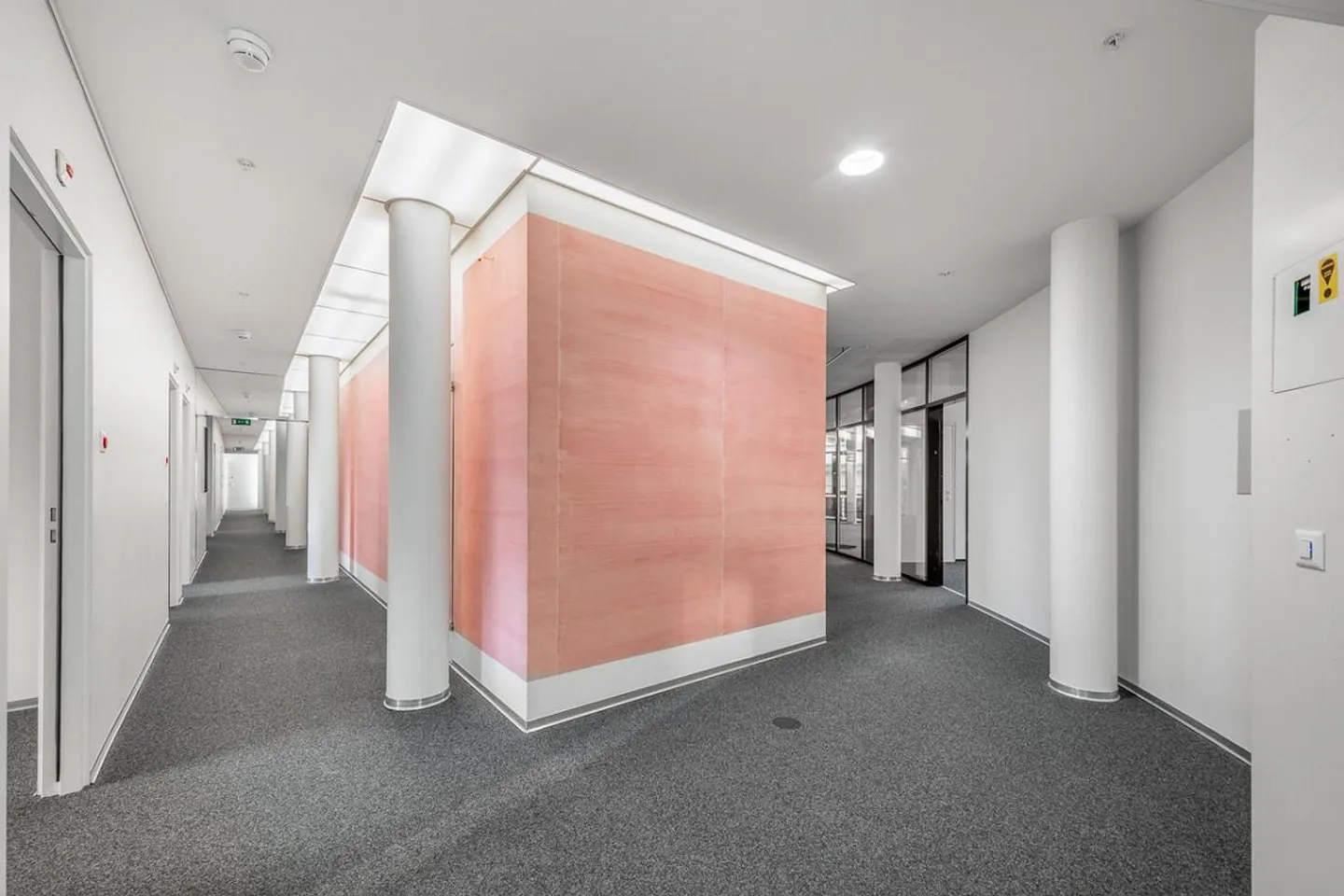 Exclusive office/practice space in the heart of Baden - Photo 7 of 14