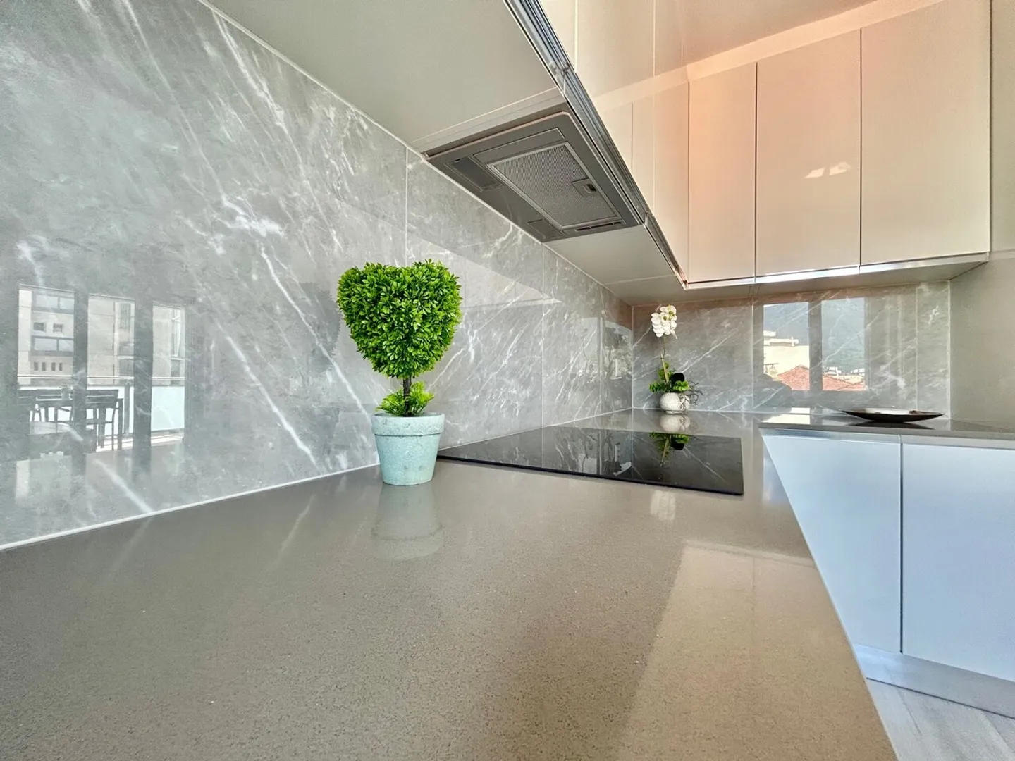 Recherche d'un locataire pour un appartement moderne de 4,5 pièces à Locarno - Photo 2 sur 12