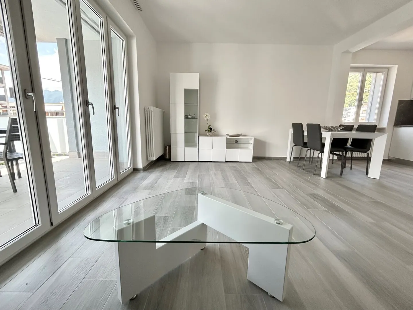 Recherche d'un locataire pour un appartement moderne de 4,5 pièces à Locarno - Photo 3 sur 12