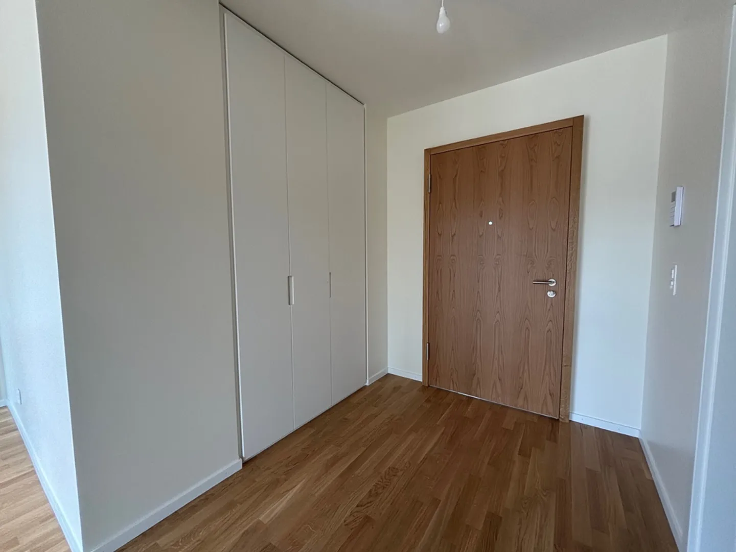 Two and a half room apartment in new building - Photo 1 of 7
