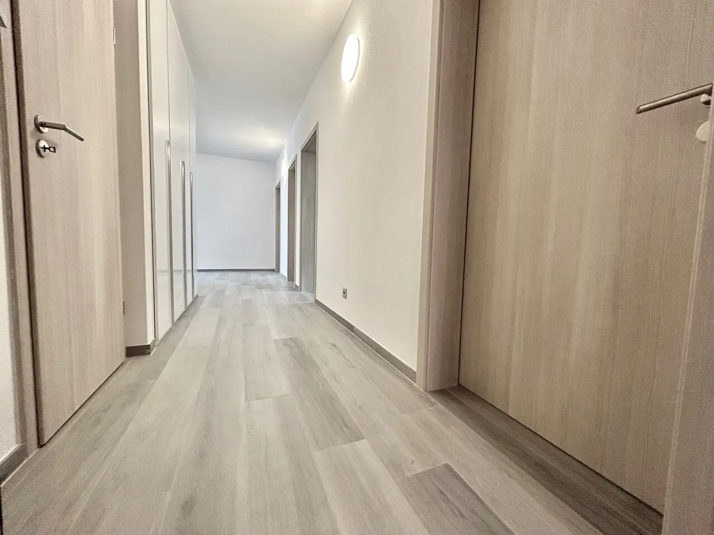 Recherche d'un locataire pour un appartement moderne de 4,5 pièces à Locarno - Photo 5 sur 12
