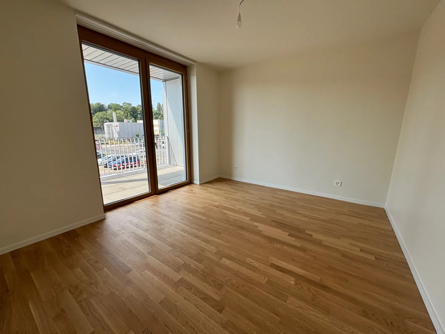 Two and a half room apartment in new building - Photo 4 of 7