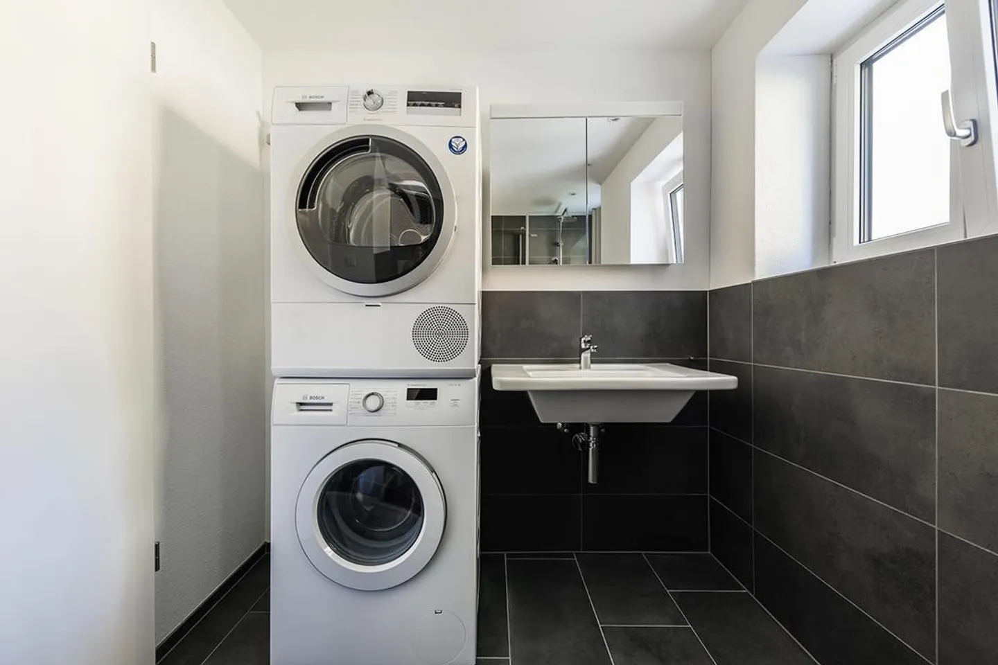 Beautiful apartment with high living comfort - Photo 6 of 8